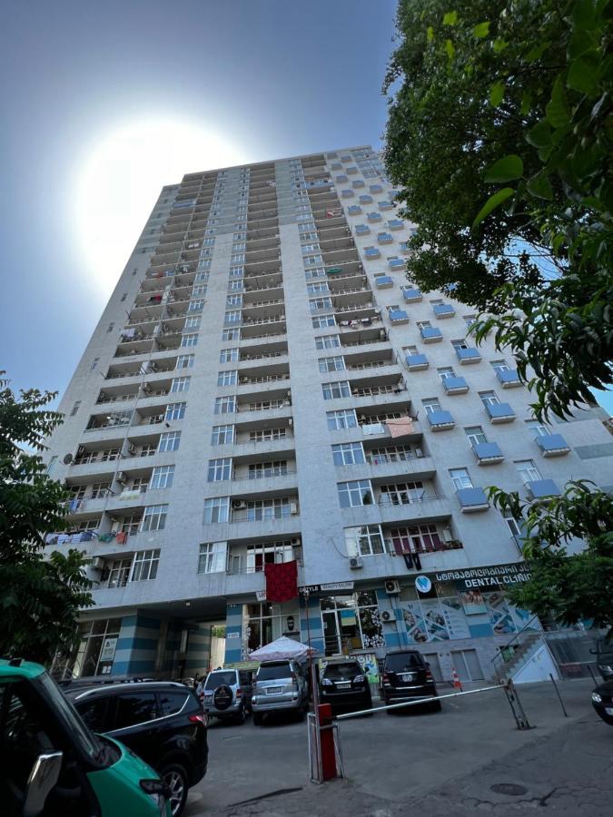 Nukri'S Apartment Batumi Exterior foto
